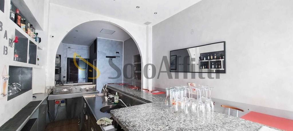 negozio in affitto a Torino in zona Borgata Vittoria