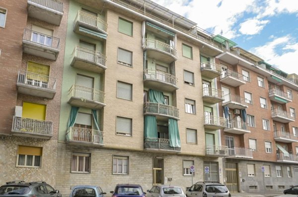 negozio in affitto a Torino in zona Pozzo Strada