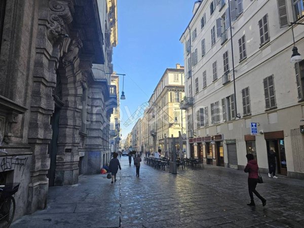 negozio in affitto a Torino in zona Centro Storico