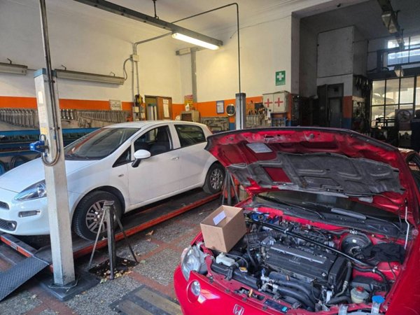 negozio in affitto a Torino in zona Mirafiori Sud