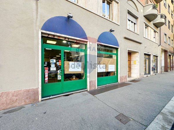 negozio in affitto a Torino in zona Crocetta