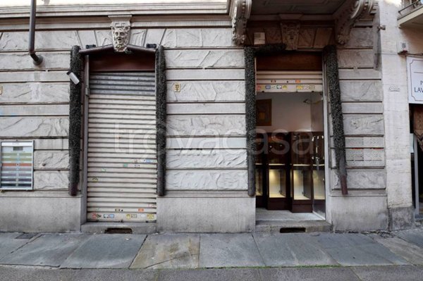 negozio in affitto a Torino in zona San Salvario
