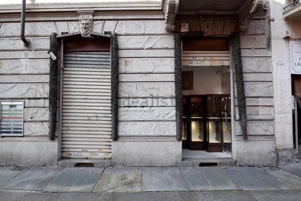 locale commerciale in affitto a Torino in zona San Salvario