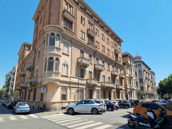 appartamento in affitto a Torino in zona Crocetta