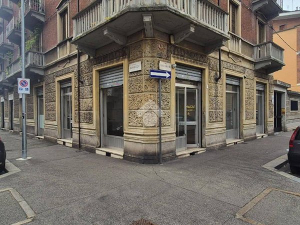 negozio in affitto a Torino in zona Aurora