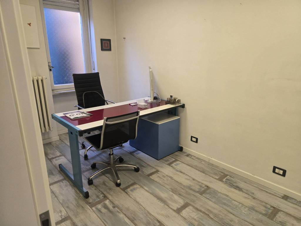 ufficio in affitto a Torino in zona Mirafiori Nord