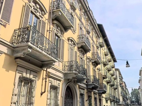 appartamento in affitto a Torino in zona Crocetta