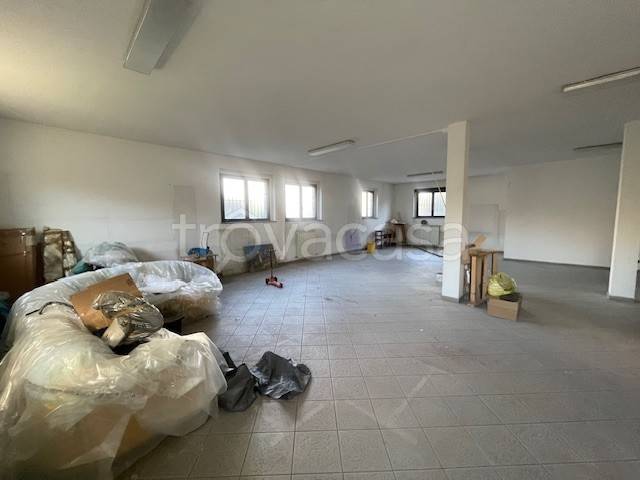 locale commerciale in affitto a Torino in zona Barca