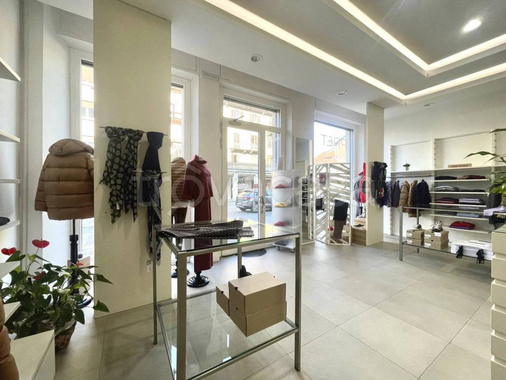 negozio in affitto a Torino in zona Cavoretto