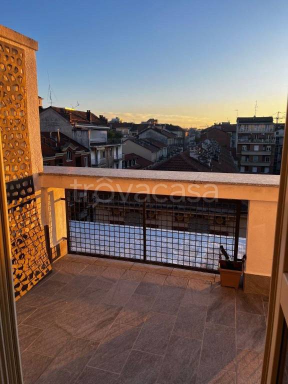 appartamento in affitto a Torino in zona Crocetta