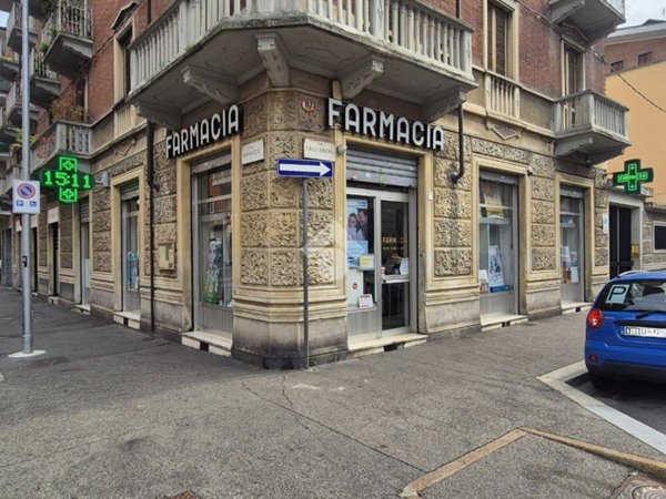 negozio in affitto a Torino in zona Rebaudengo
