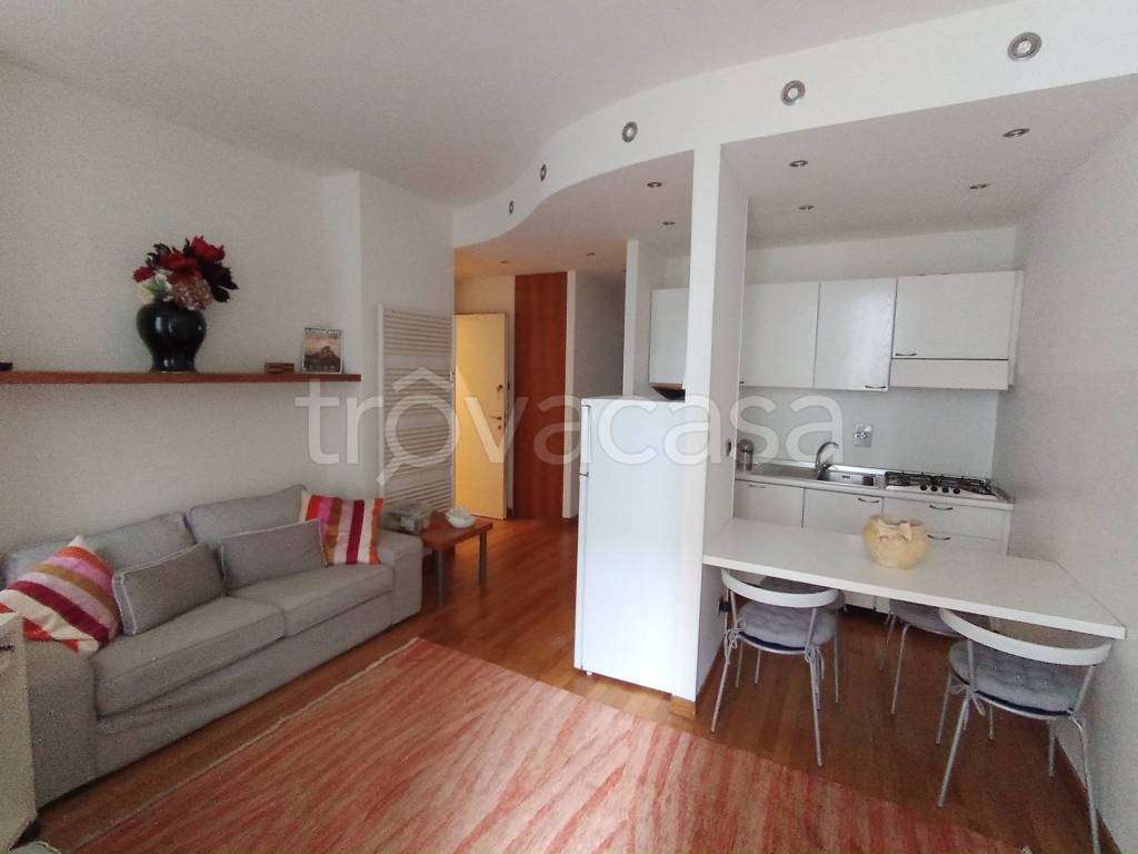 appartamento in affitto a Torino in zona Cit Turin