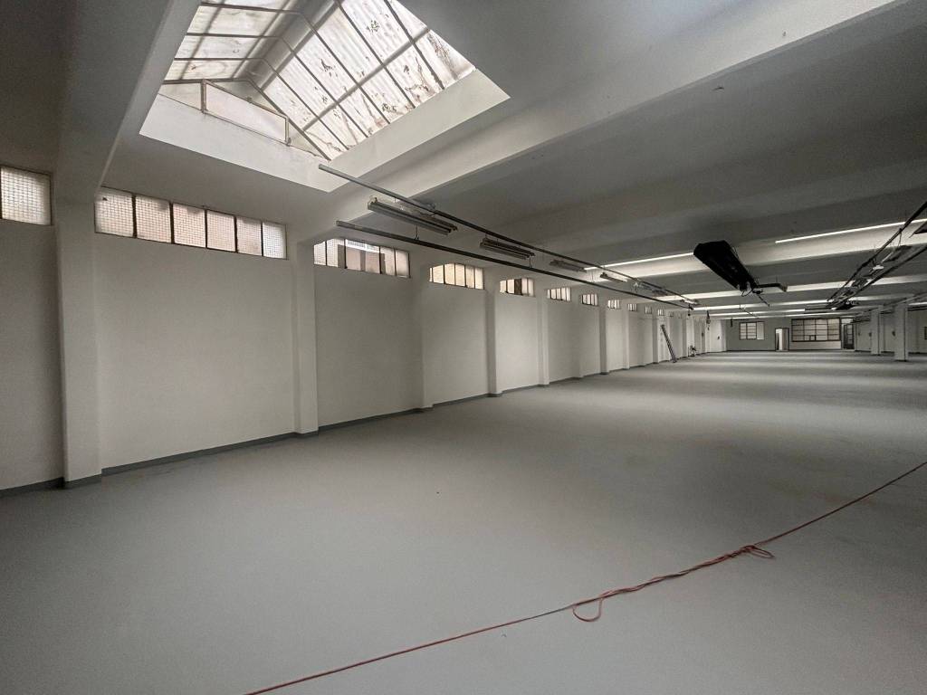 locale commerciale in affitto a Torino in zona Aurora