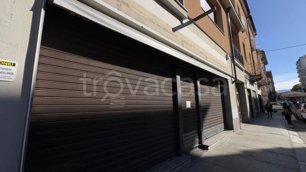 negozio in affitto a Torino in zona San Donato