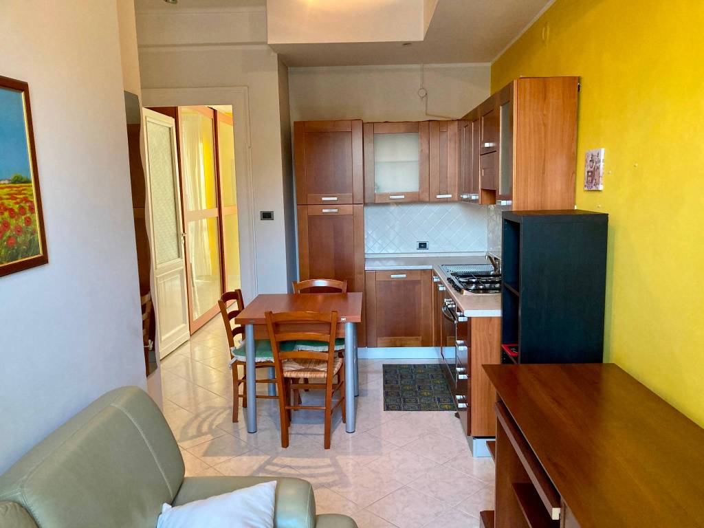 appartamento in affitto a Torino in zona Cit Turin