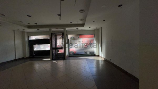 locale commerciale in affitto a Torino in zona San Donato