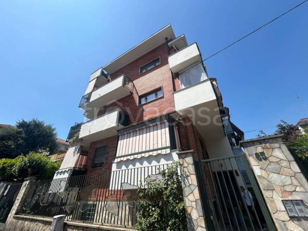 negozio in affitto a Torino in zona Parella