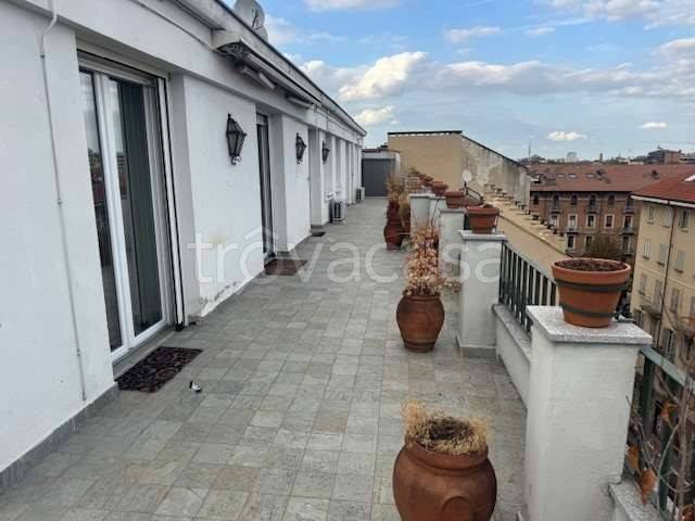 appartamento in affitto a Torino in zona Crocetta