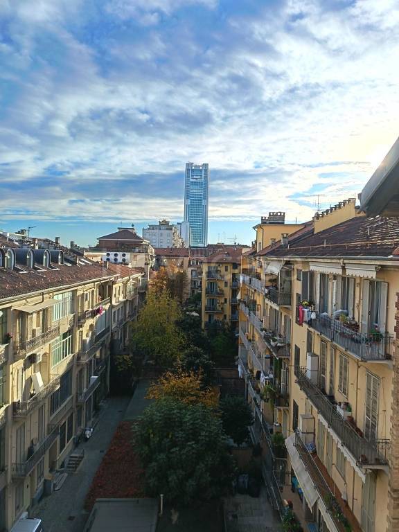appartamento in affitto a Torino in zona Cit Turin