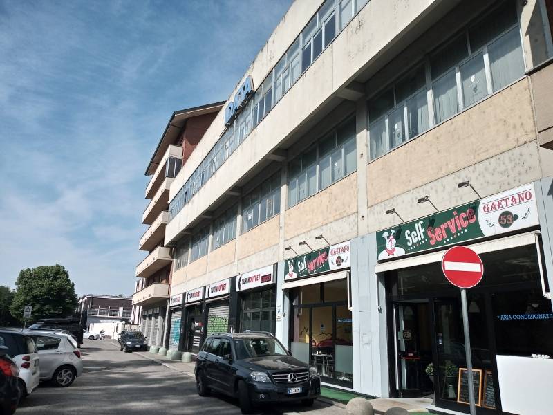 negozio in affitto a Torino in zona Vanchiglia