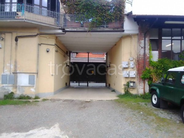 locale commerciale in affitto a Torino in zona San Donato