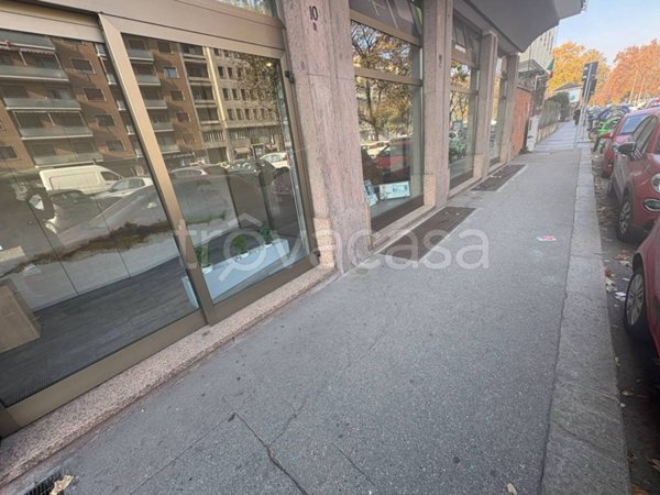 negozio in affitto a Torino