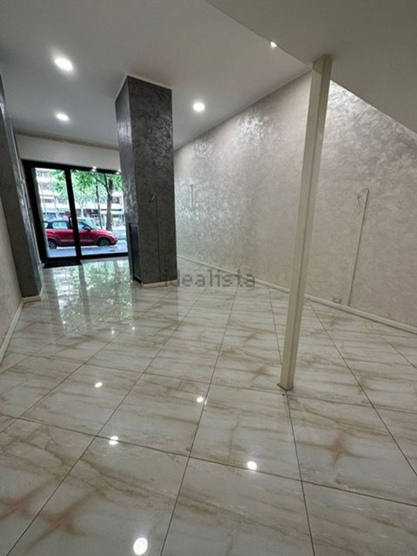 locale commerciale in affitto a Torino in zona Mirafiori Nord