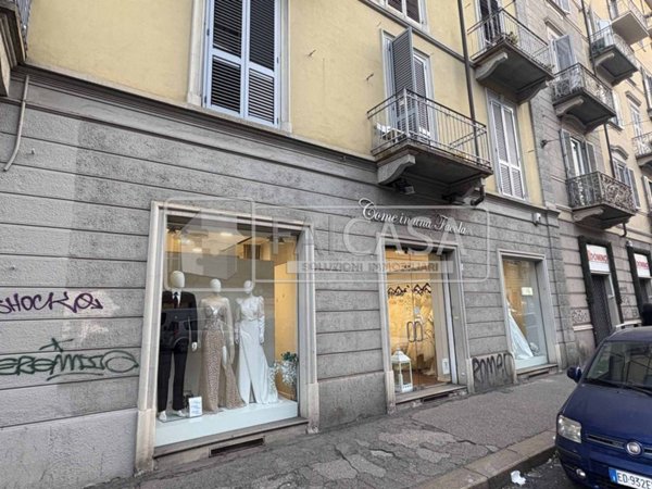 negozio in affitto a Torino in zona Cenisia