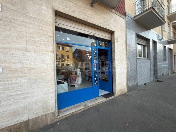 negozio in affitto a Torino in zona Pozzo Strada