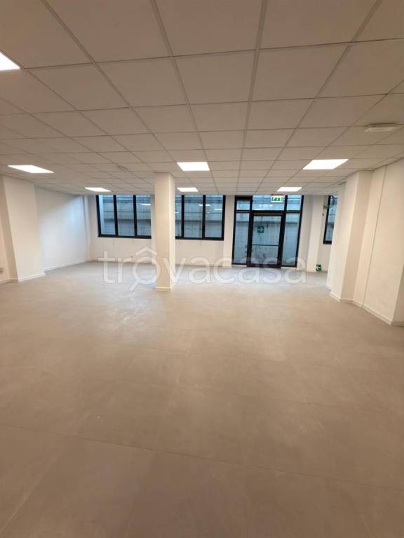 ufficio in affitto a Torino in zona Lucento