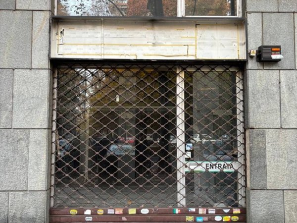 negozio in affitto a Torino in zona Mirafiori Sud