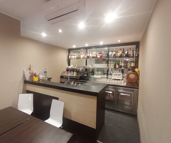 negozio in affitto a Torino in zona Cit Turin