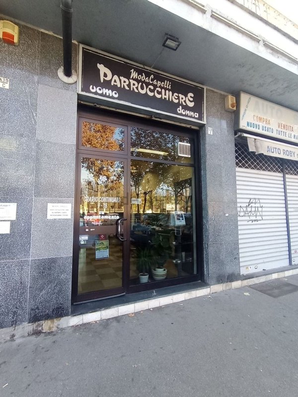 negozio in affitto a Torino