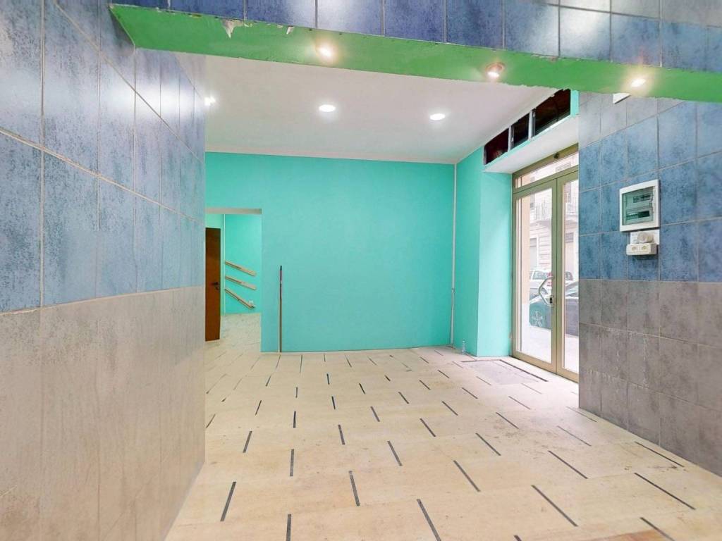 negozio in affitto a Torino in zona San Salvario