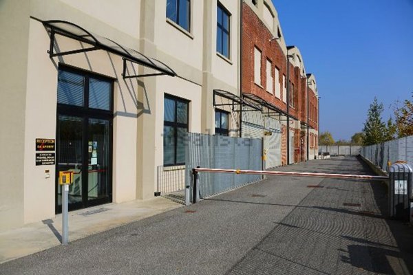 locale di sgombero in affitto a Torino