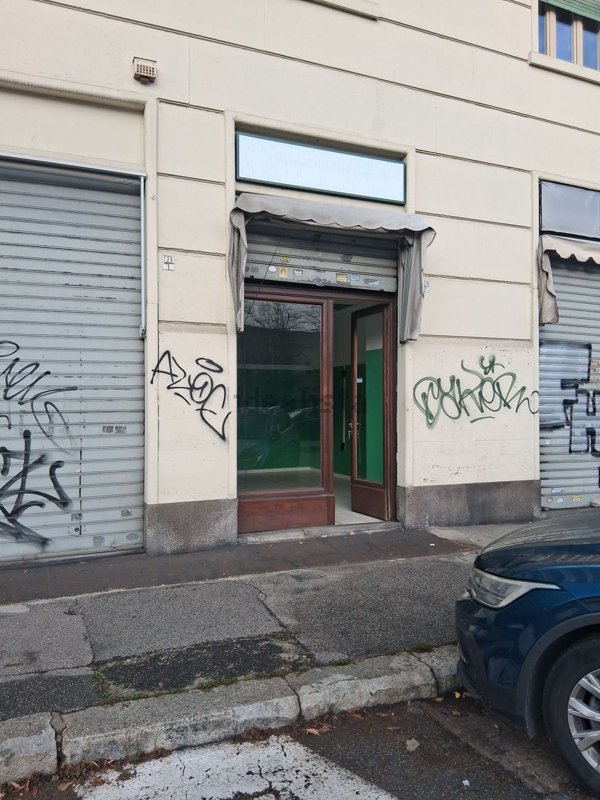 locale commerciale in affitto a Torino