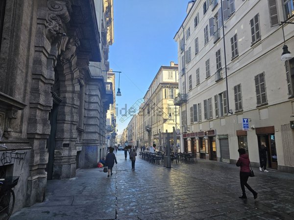 locale commerciale in affitto a Torino in zona Centro Storico
