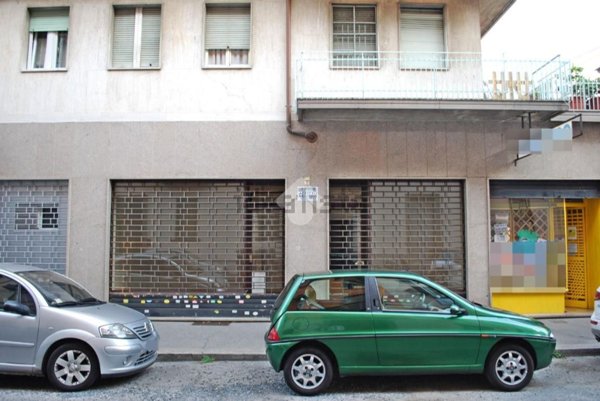 negozio in affitto a Torino in zona Borgo San Paolo