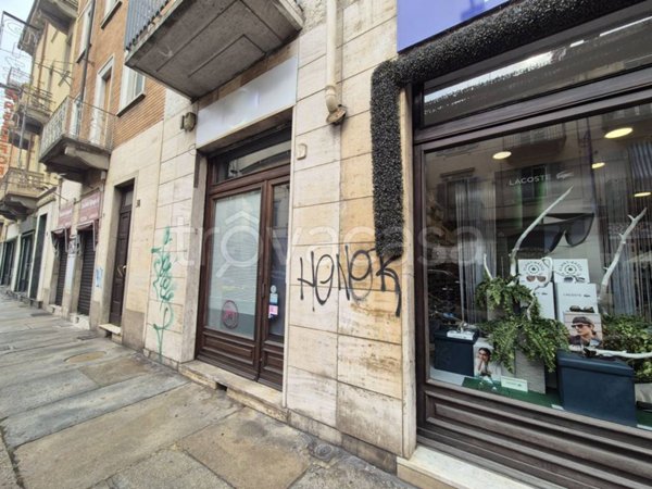 negozio in affitto a Torino in zona Cenisia