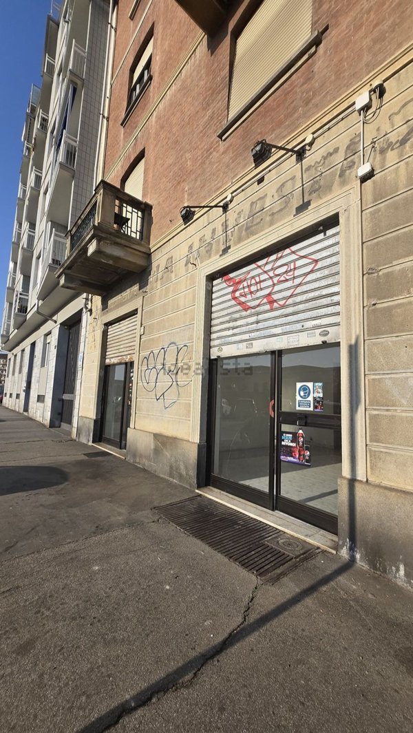 locale commerciale in affitto a Torino in zona Filadelfia