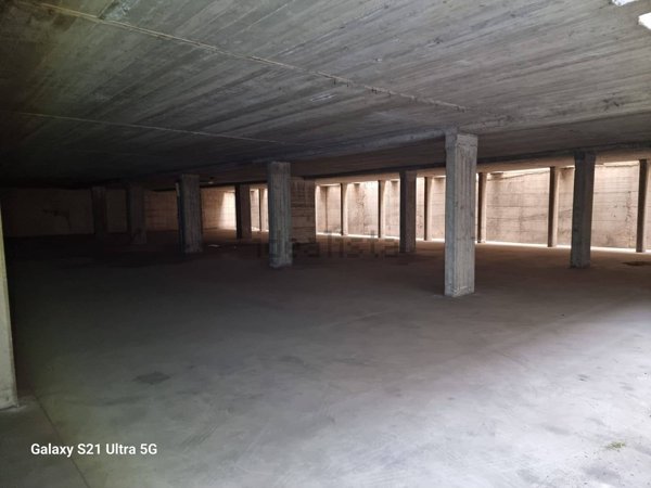 locale di sgombero in affitto a Torino in zona Mirafiori Sud