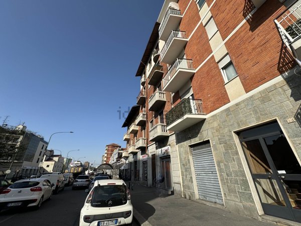 locale commerciale in affitto a Torino in zona Pozzo Strada