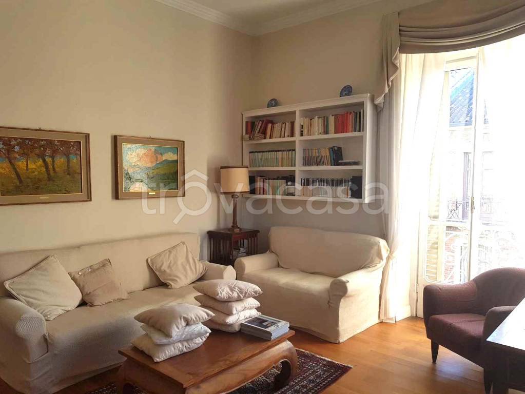 appartamento in affitto a Torino in zona Crocetta