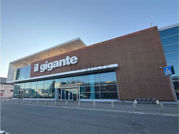 negozio in affitto a Torino in zona Parella