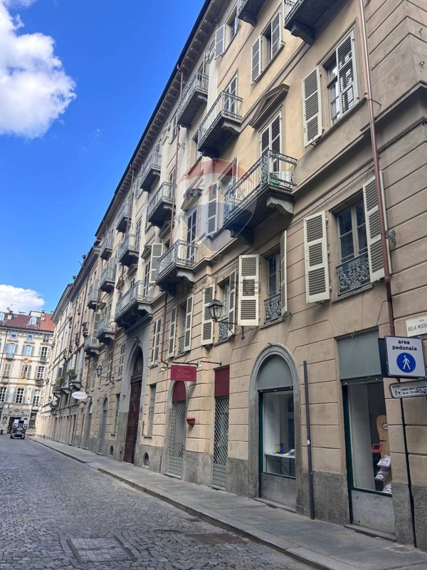 locale commerciale in affitto a Torino in zona Centro Storico