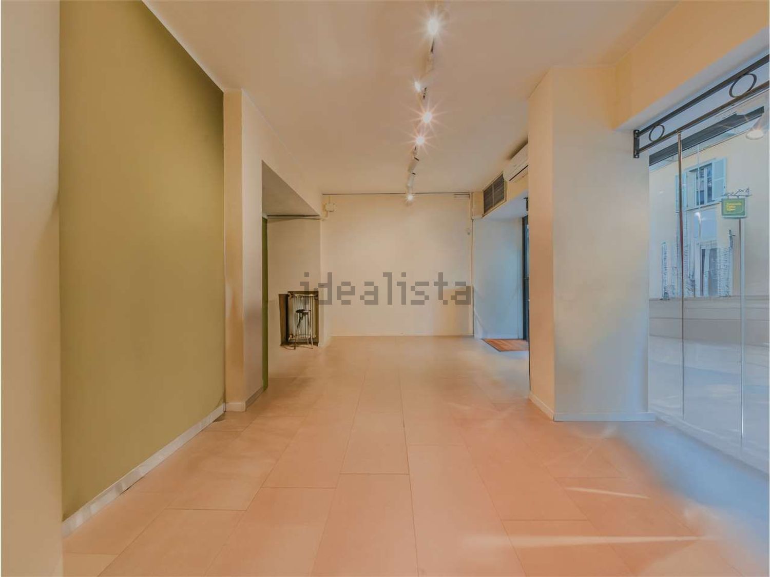 locale commerciale in affitto a Torino in zona Centro Storico