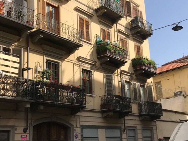 appartamento in affitto a Torino in zona Aurora