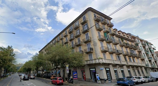 locale commerciale in affitto a Torino in zona Vanchiglia