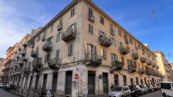 negozio in affitto a Torino in zona Cit Turin
