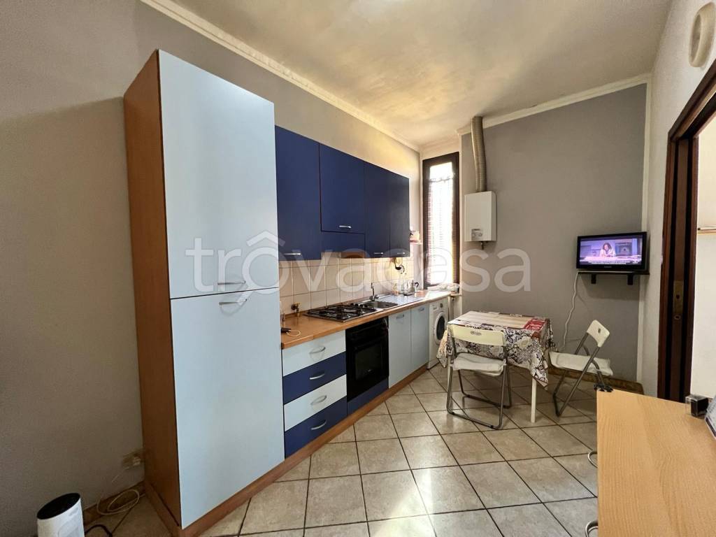 appartamento in affitto a Torino in zona Lingotto